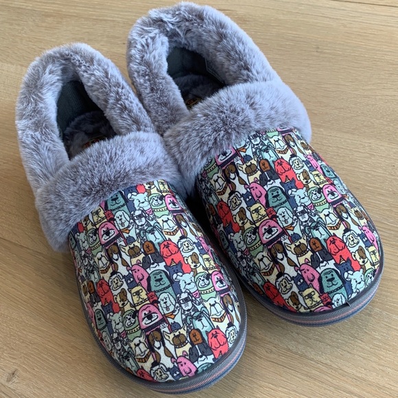 BOBS from Skechers Shoes - NWOT SIZE 10 SLIPPER SKECHERS FOR BOBS DOGS TOO COZY POOCH PARADE